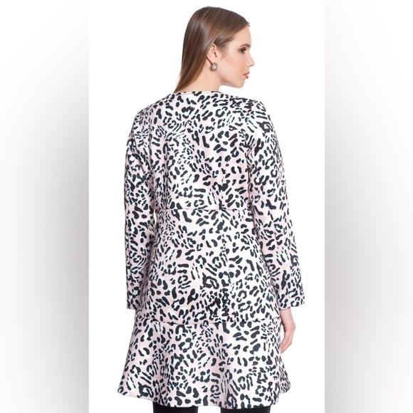 NWT Eloquii Studio Leopard Print Coat size 22W - Picture 2 of 8